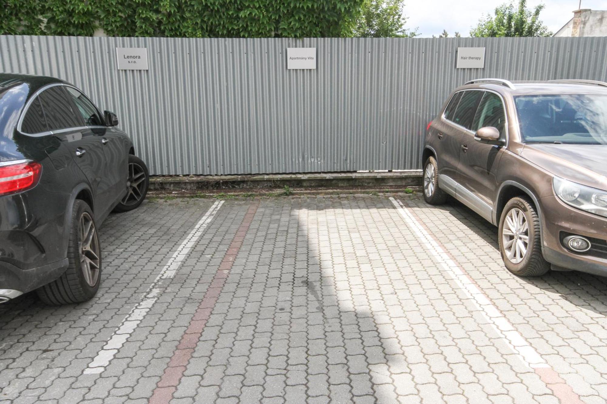Apartman Vita Lite Trencin Exterior foto
