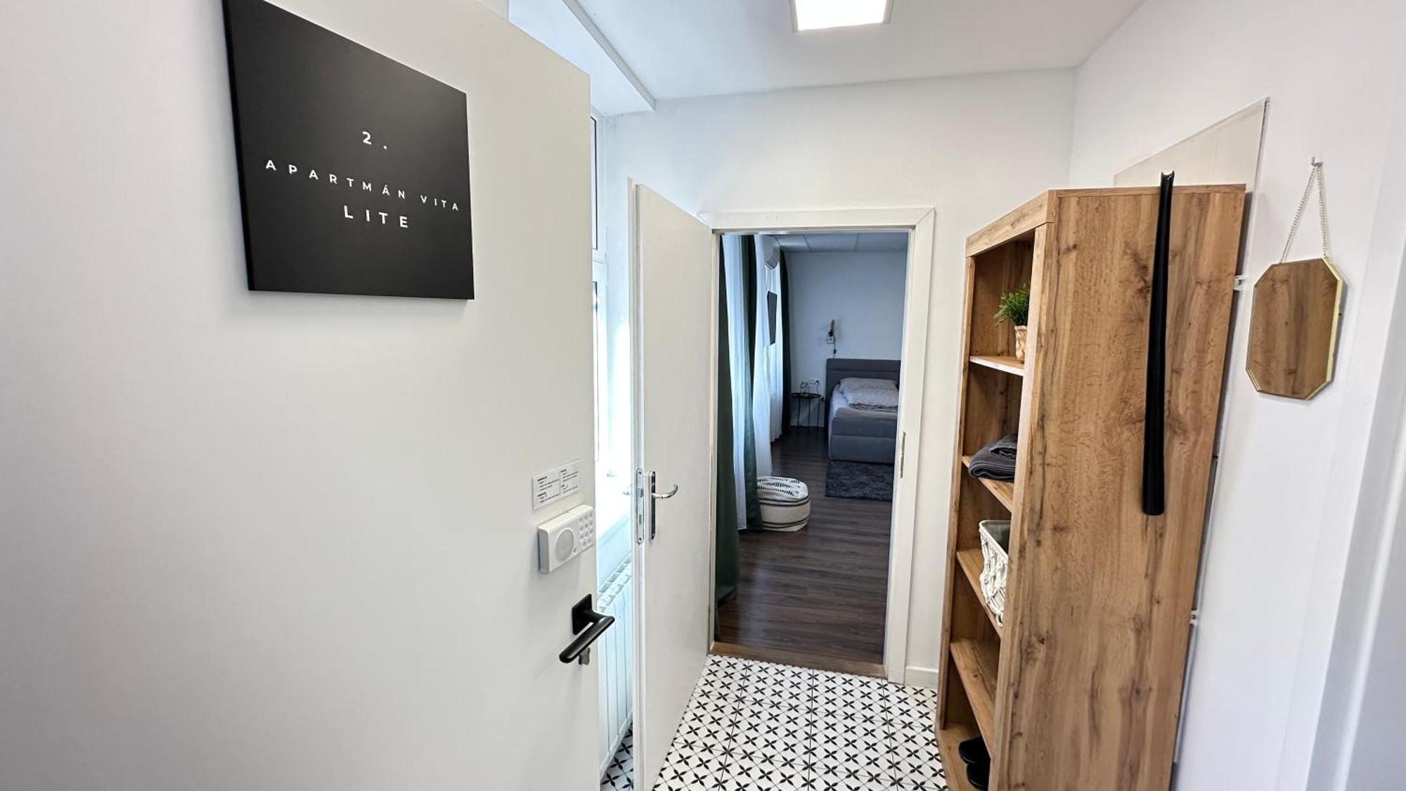 Apartman Vita Lite Trencin Exterior foto